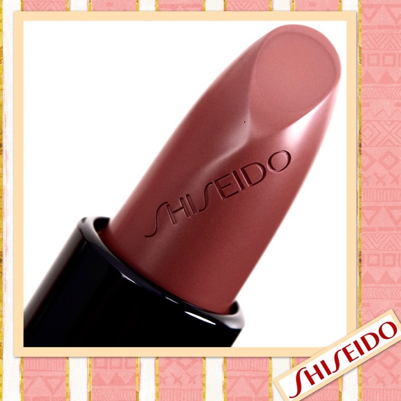 Shiseido Rouge Rouge Lipstick in Rose Syrup - Picture 3 of 8